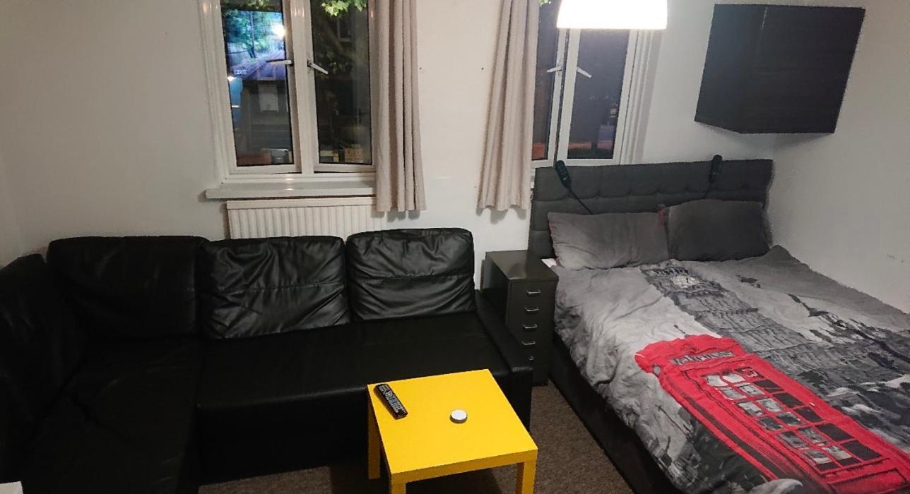 2- Room In Central Лондон Екстериор снимка